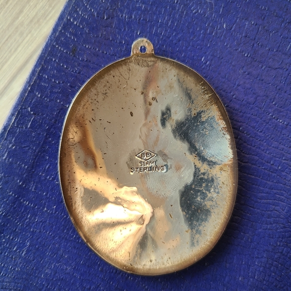 Nielloware Sterling Necklace with large charm - Picture 6 of 8